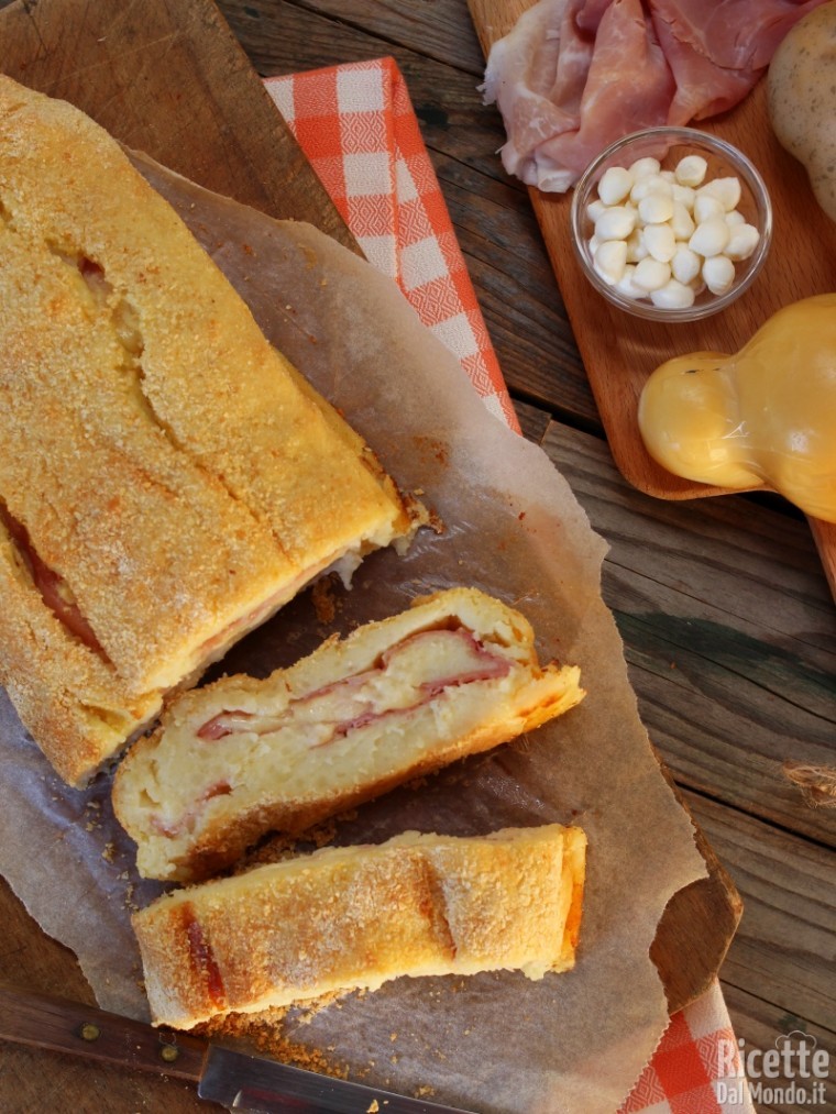 Come fare il rotolo di patate al forno