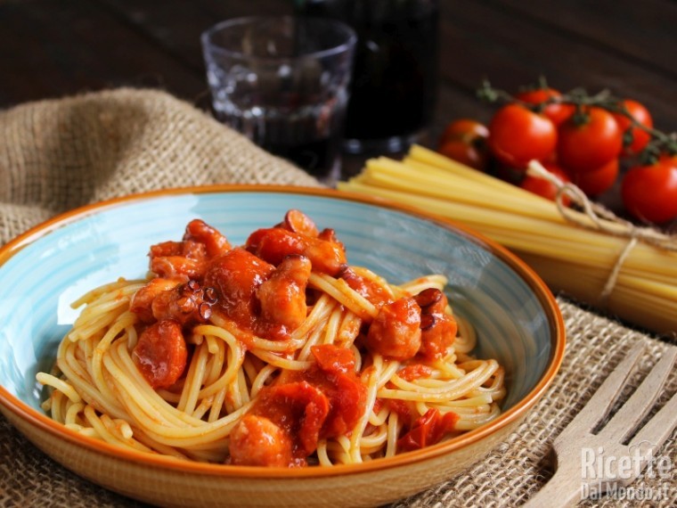 Ricetta spaghetti al ragù di polpo