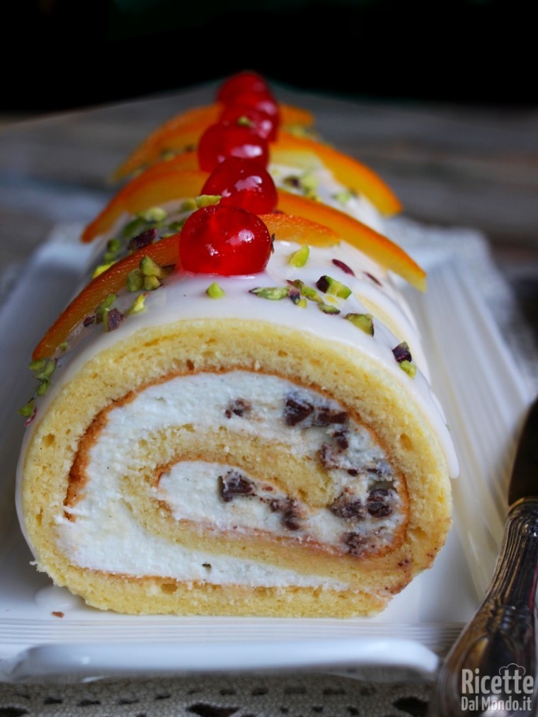 Rotolo di cassata di ricotta