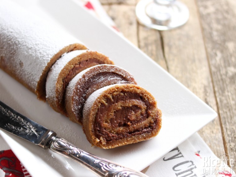 Ricetta Tronchetto Di Natale Con Panettone.Rotolo Di Pandoro Con Crema Di Mascarpone E Nutella Marianna Pascare