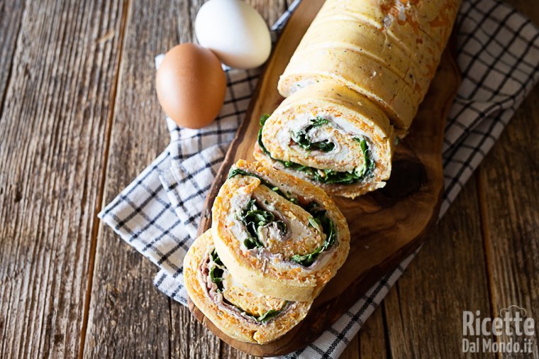 Rotolo di frittata di zucca (farcito con speck, formaggio e rucola!)
