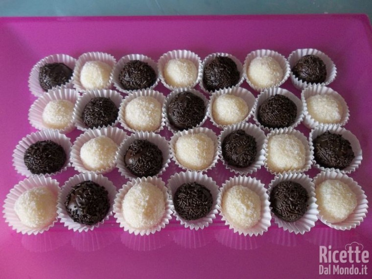 Scacchiera Di Beijinhos E Brigadeiros