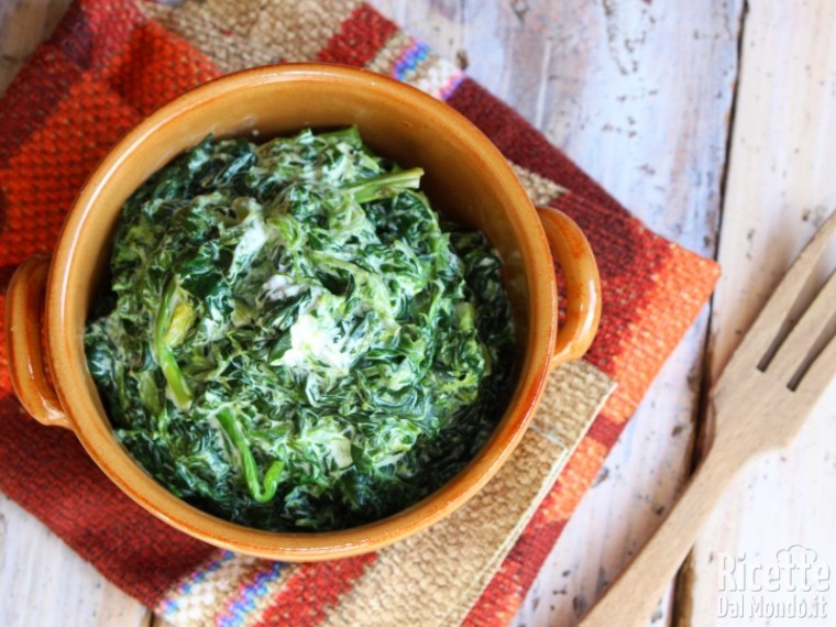 Spinaci cremosi al formaggio