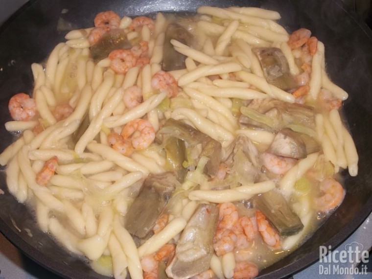 Strozzapreti Carciofi e Gamberetti