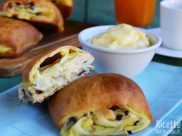 Saccottini alla crema pasticcera