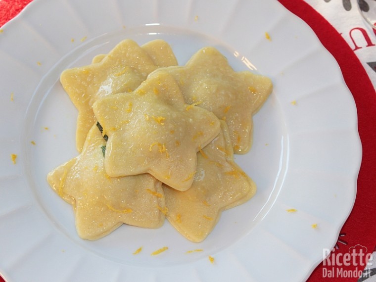 Stelline ripiene di carciofi di Natale