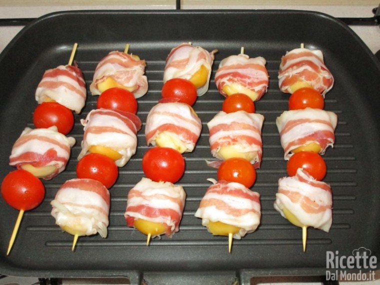 Spiedini di scamorza e pancetta 5