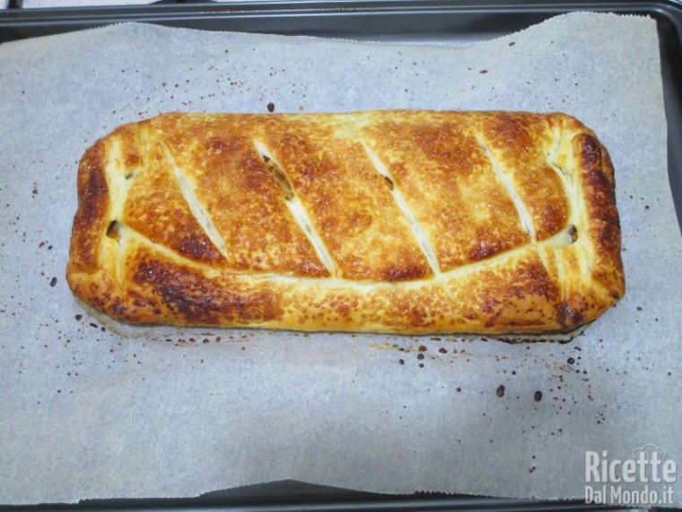 Strudel di banane e cioccolato | RicetteDalMondo.it