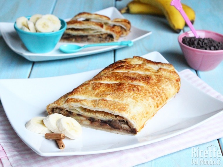 Strudel di banane e cioccolato | RicetteDalMondo.it