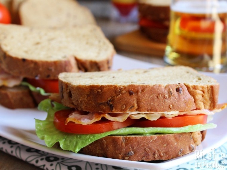 Ricetta sandwich BLT al bacon