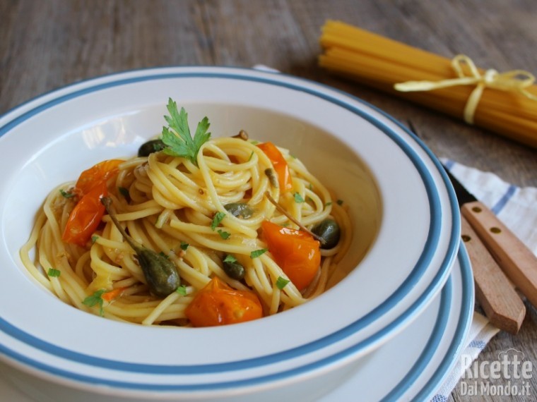 Spaghetti con pomodorini gialli