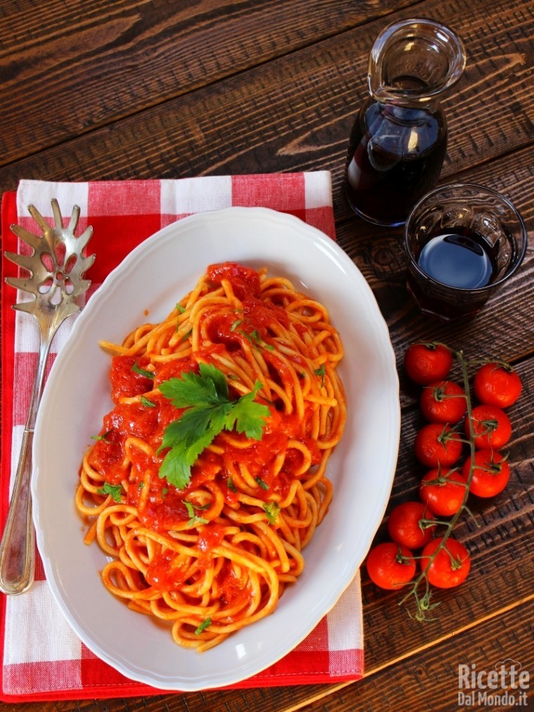 Come fare gli Strangozzi alla spoletina