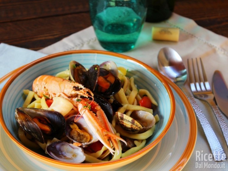 Ricetta Scialatielli ai frutti di mare