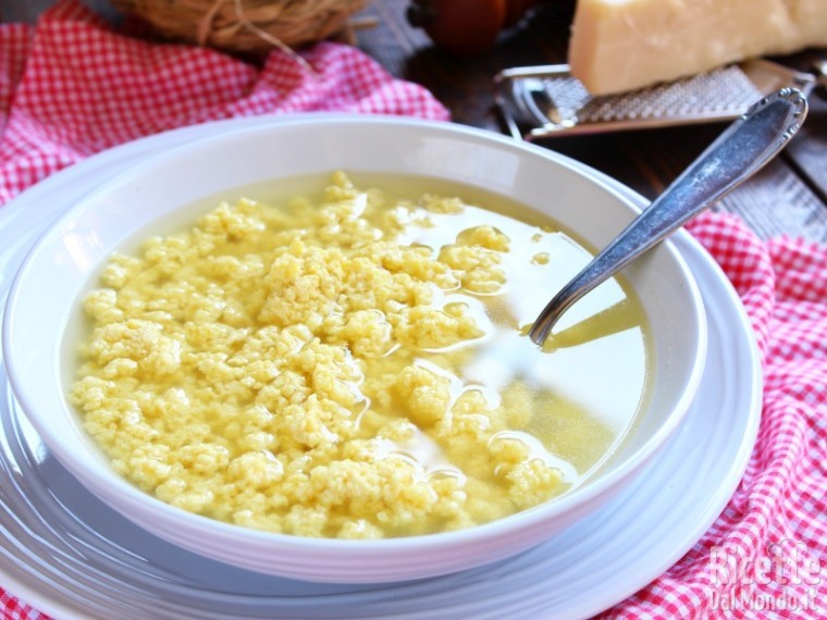 Stracciatella in brodo alla romana RicetteDalMondo.it