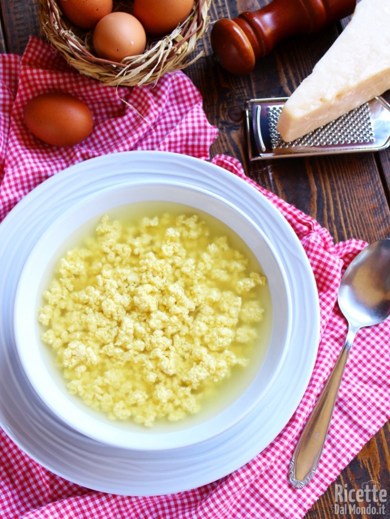 Stracciatella in brodo alla romana RicetteDalMondo.it