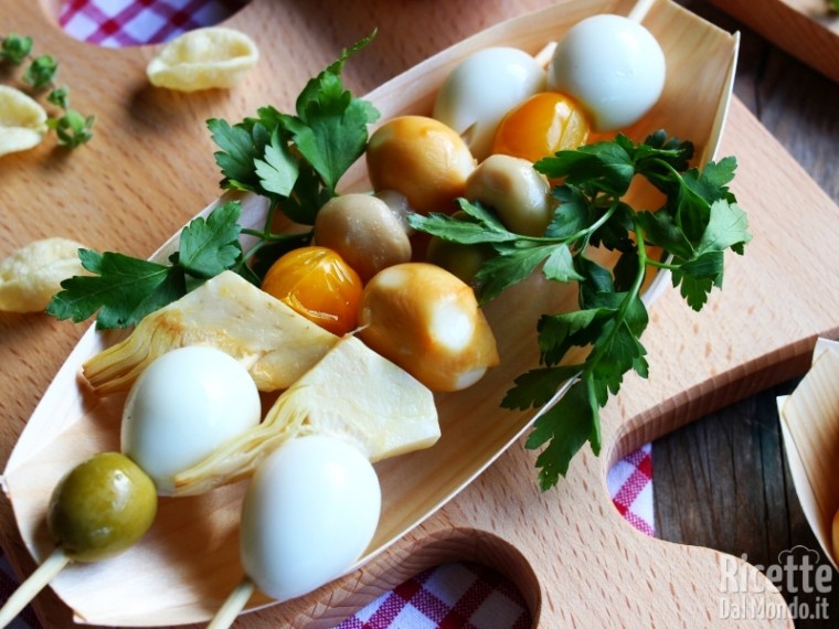 Ricetta spiedini di uova di quaglia