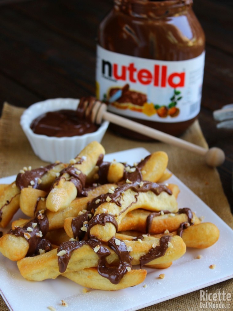 Come fare gli straccetti di pizza alla Nutella