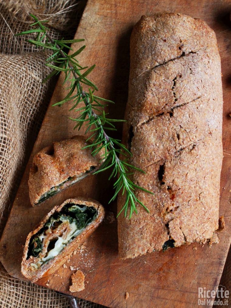Strudel bietole e provola vegetariano