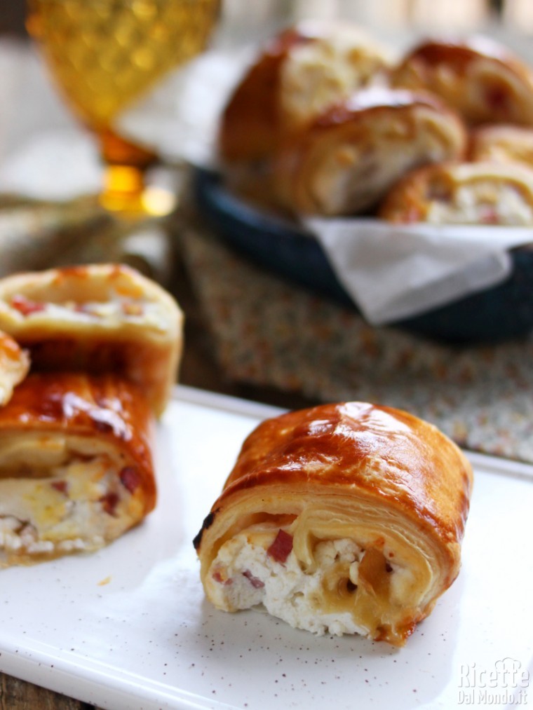 Come fare i saccottini salati ricotta prosciutto e formaggio