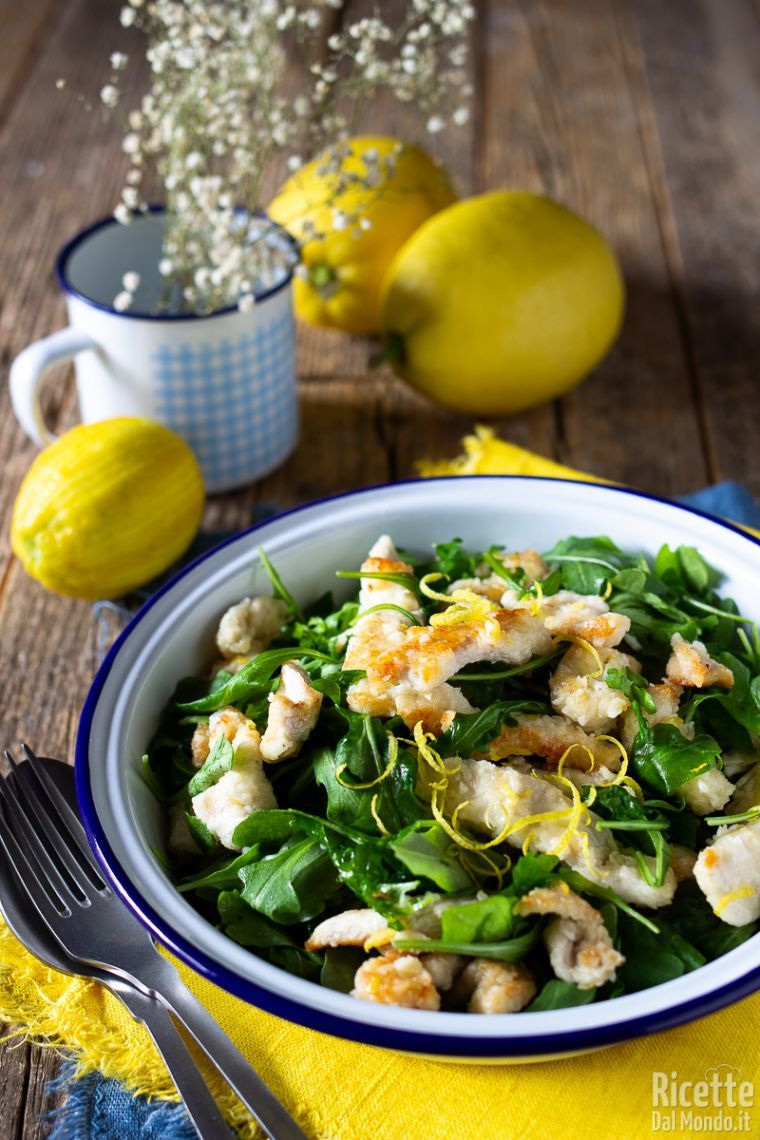 Come fare gli straccetti di pollo limone e rucola
