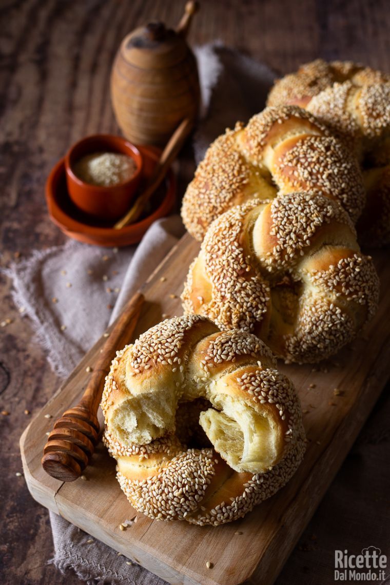 Ricetta simit al sesamo