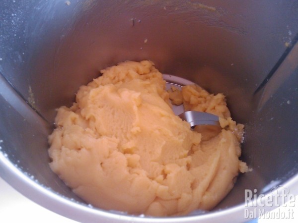 Torta con Crema al Limone