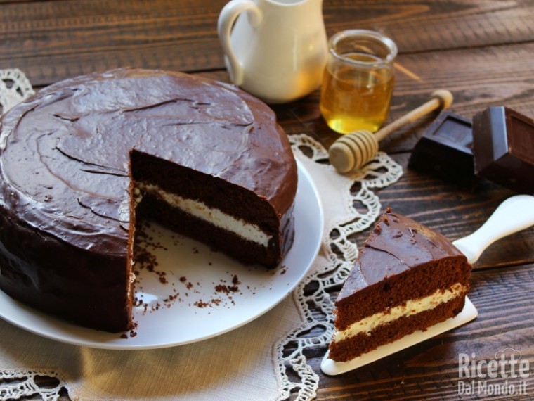 Torta kinder delice fatta in casa