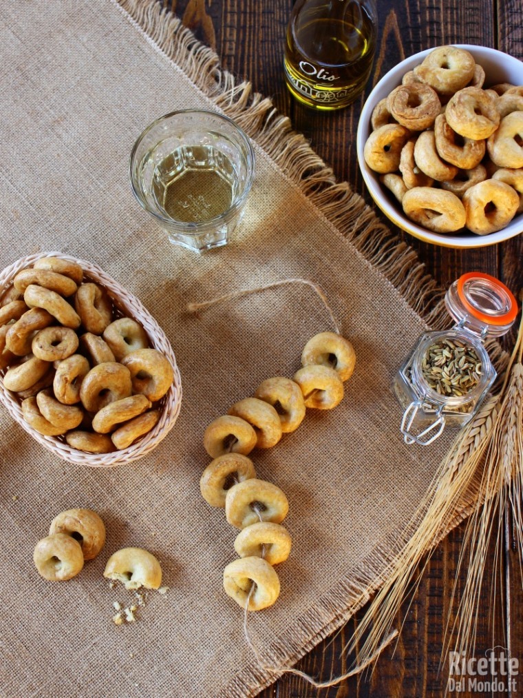 Ricetta tarallini pugliesi