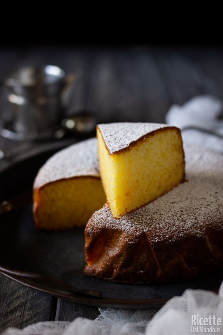 Come fare la torta al latte caldo, hot milk sponge cake