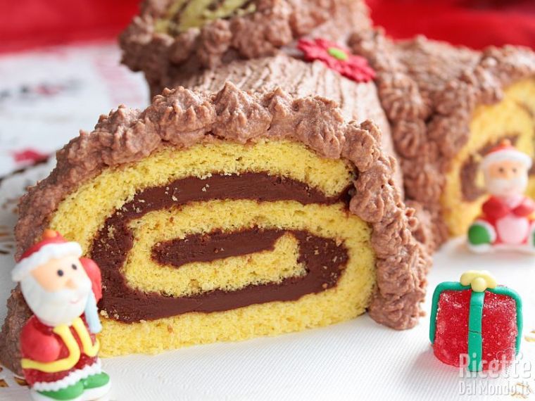 Tronchetto Di Natale Nutella E Mascarpone.Tronchetto Di Natale Alla Nutella Ricettedalmondo It