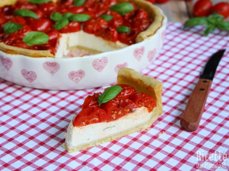 Ricetta torta salata con ricotta e pomodorini