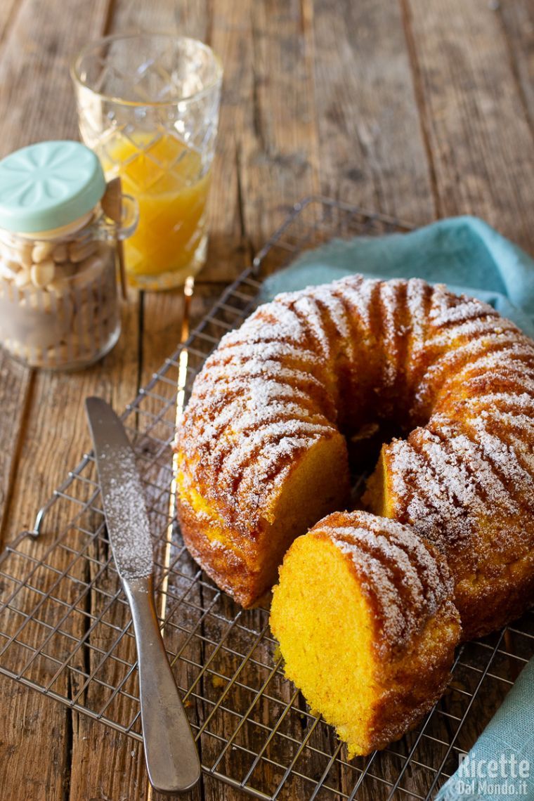 Come fare la torta di zucca cruda sofficissima