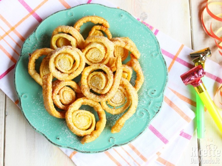 Ricetta tagliatelle dolci di carnevale