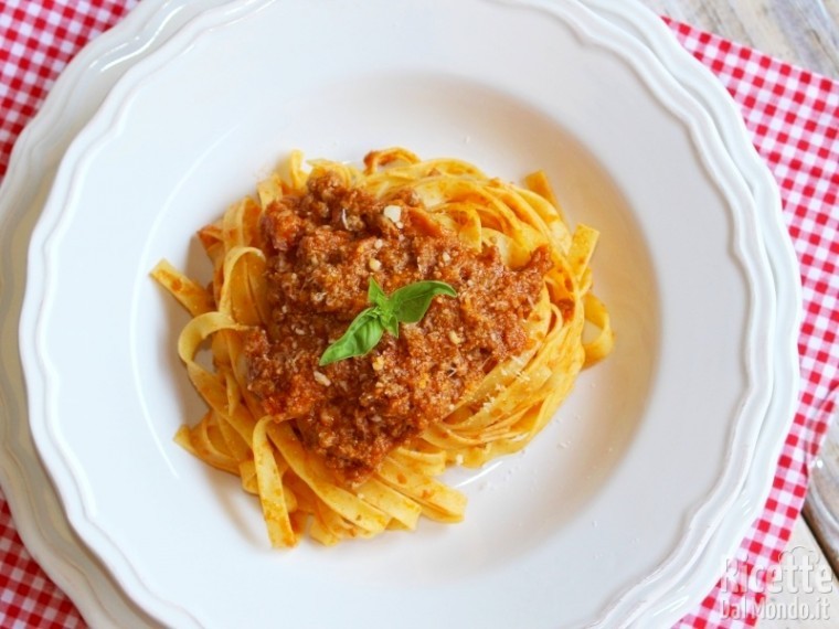 Ricetta tagliatelle alla bolognese Bimby
