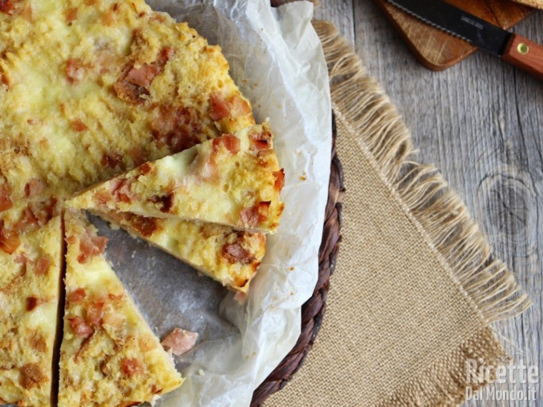 Torta di pane salata raffermo