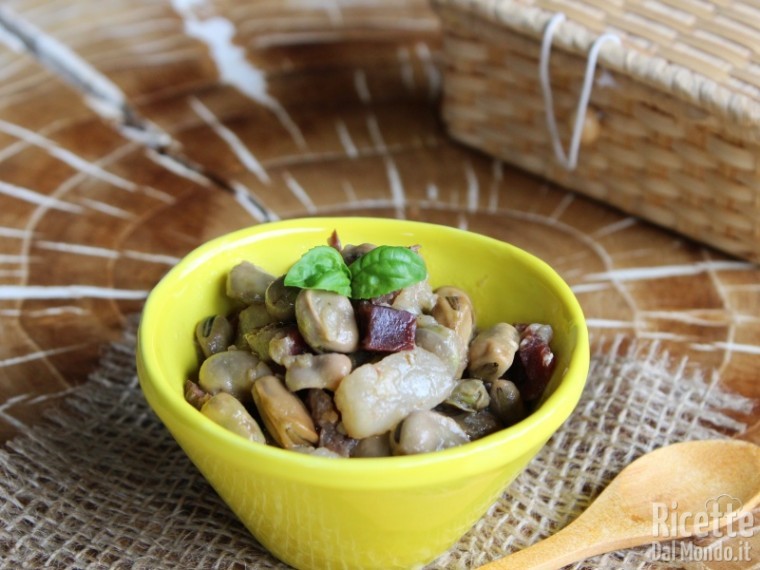 Ricetta tapas di fave e prosciutto