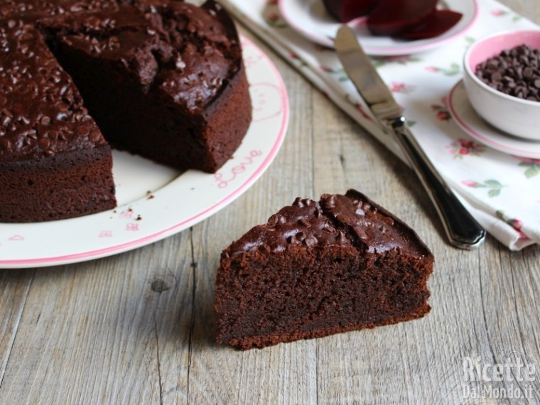 Torta di barbabietole e cioccolato 9