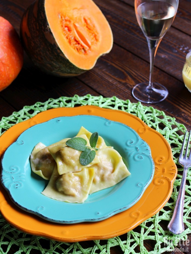 Ricetta Tortelli di zucca mantovani