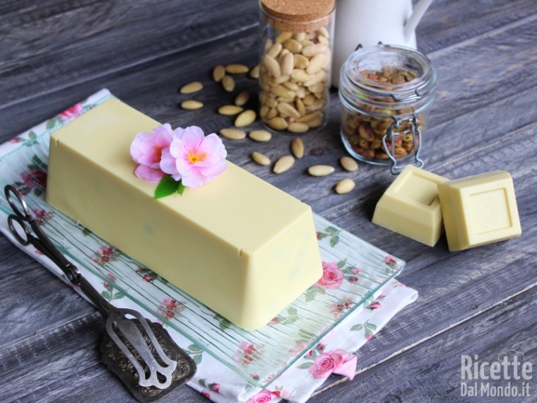 Torrone al cioccolato bianco morbido