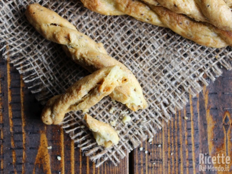 Taralli ai semi di chia fatti in casa