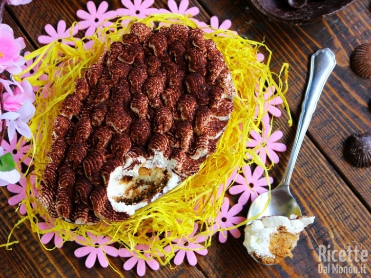 Tiramisù nell’uovo di cioccolato avanzato