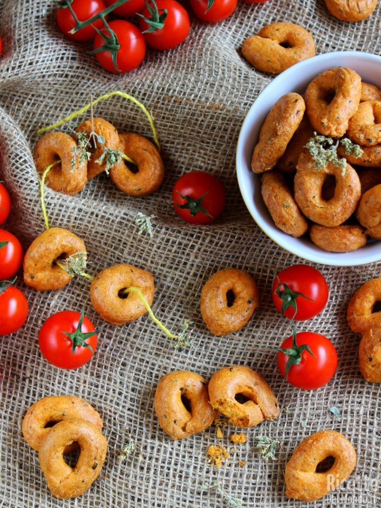 Come fare i taralli al gusto pizza