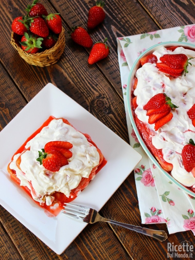 Semplice tiramisù alle fragole