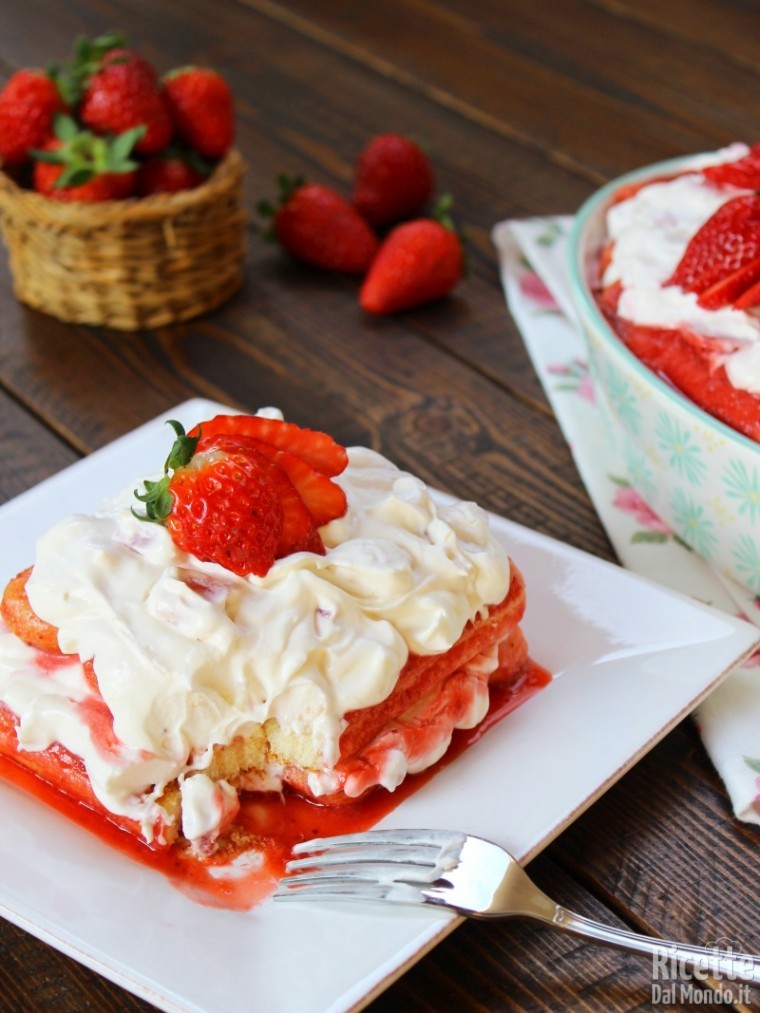 Tiramisù alle fragole fresche