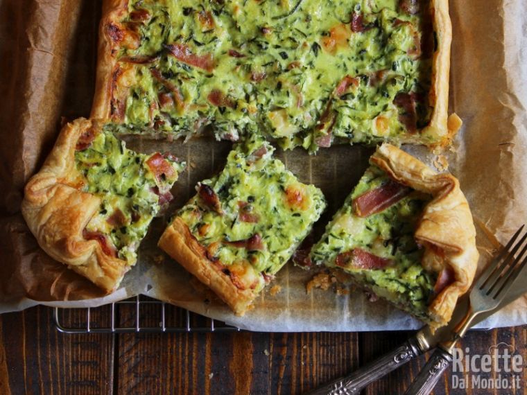 Ricetta torta rustica con zucchine e speck