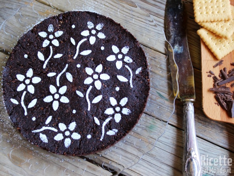 Ricetta torta di biscotti senza cottura al cioccolato