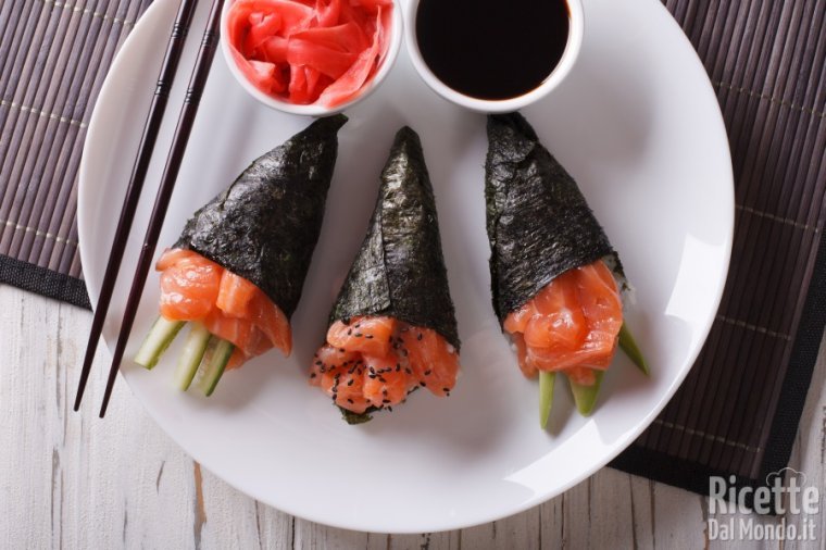 Tipi di sushi: temaki
