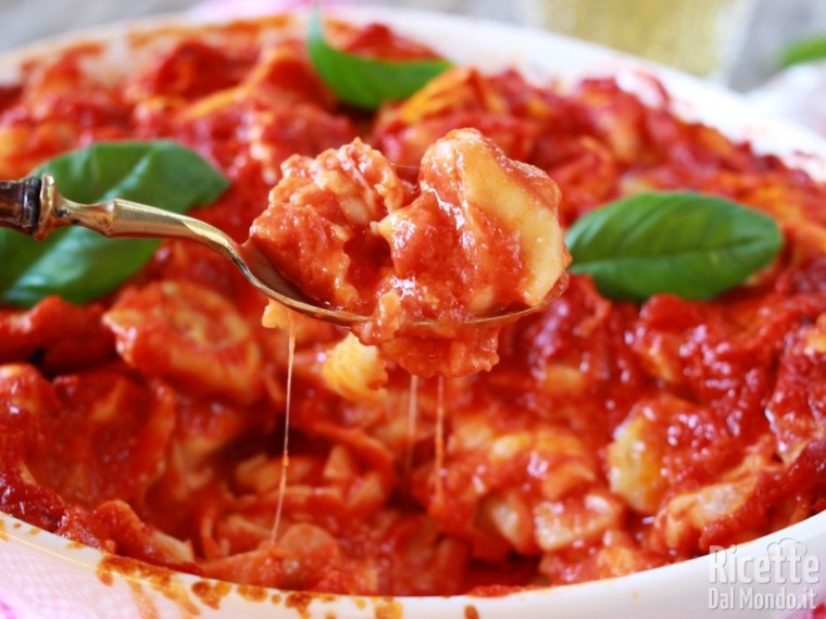 Come fare i tortellini al forno