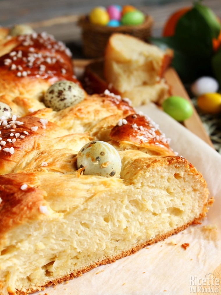 Come fare la treccia dolce di Pasqua