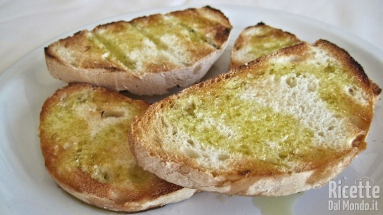 10 tipi di pane: pane toscano